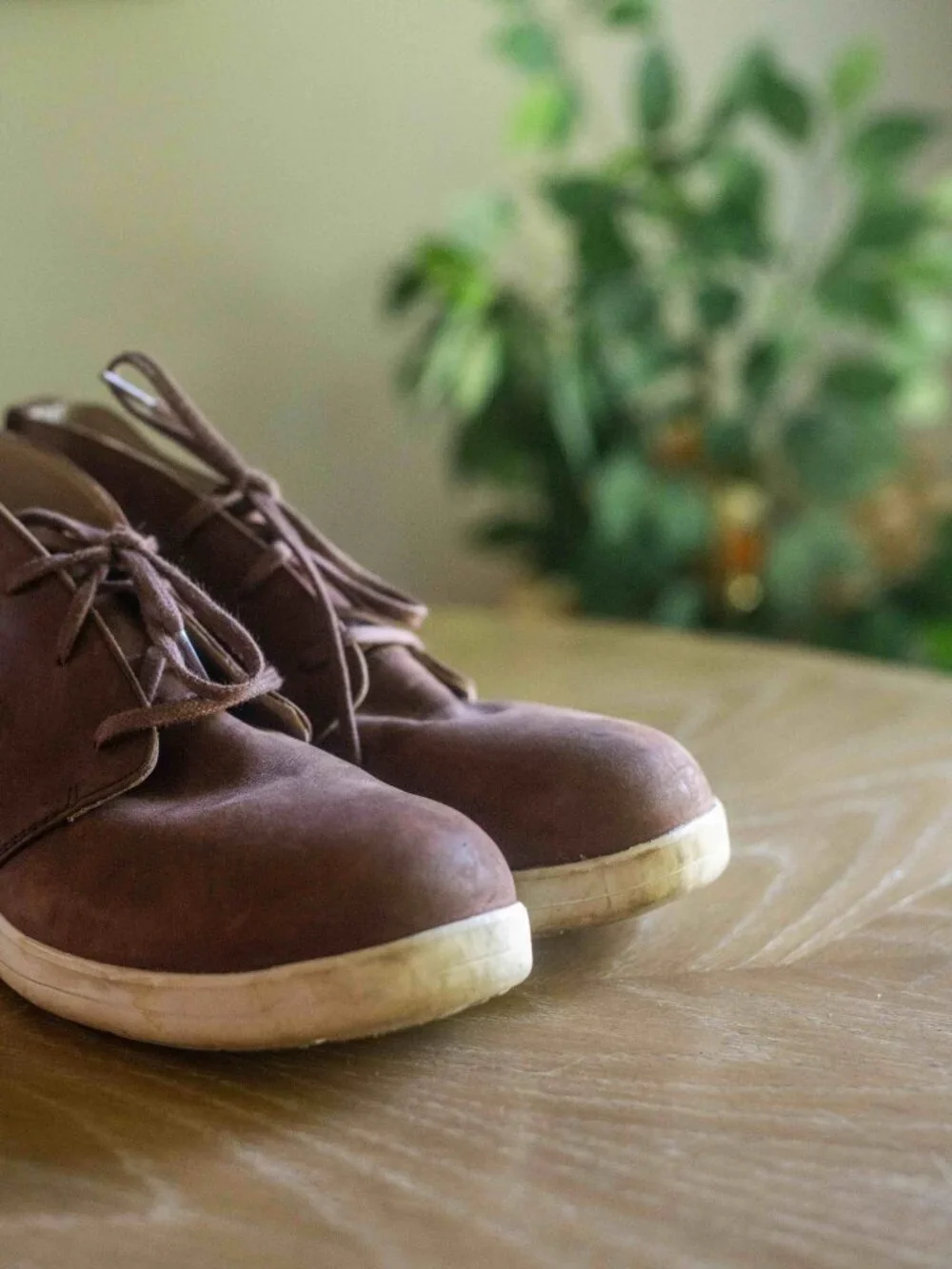 Red Wing 2035 Womens Brown Alumnium Toe Static Dissipative Lace Up Sneaker